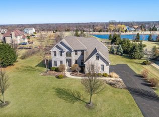 5583 Fields Dr, Yorkville, IL 60560