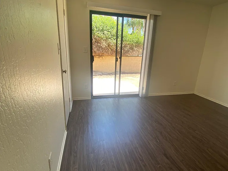 955 E Parocela Pl #6 — Photo 8