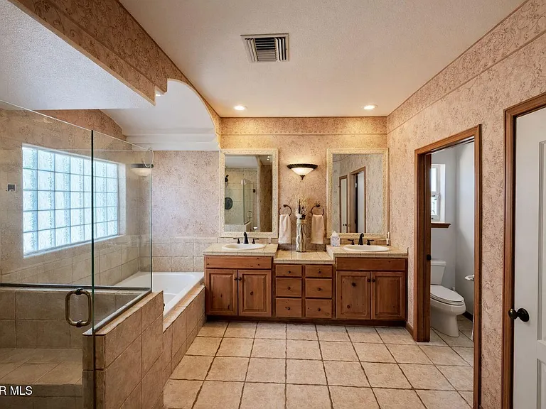 12267 Bronco Buster Ln — Photo 13