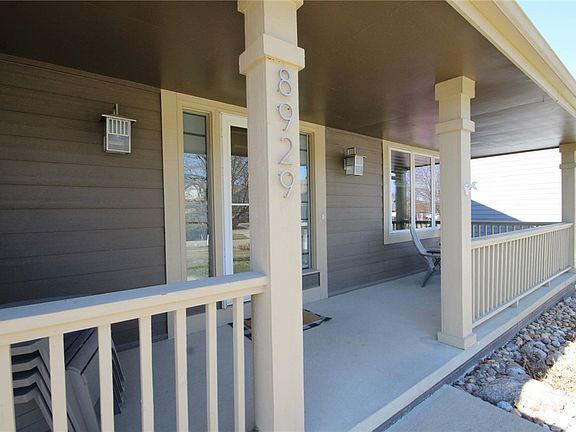 2nd image of 8929 Highland Oaks Dr