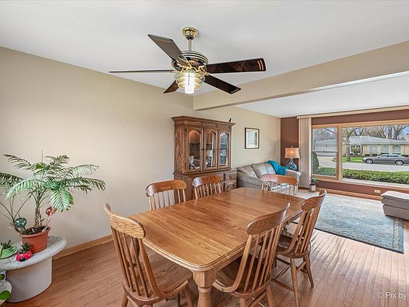 5th image of 2306 E Michael Manor Ln