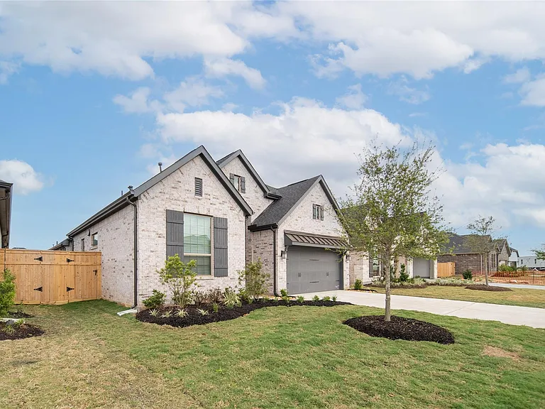 6007 Painted Plains Ln — Photo 5