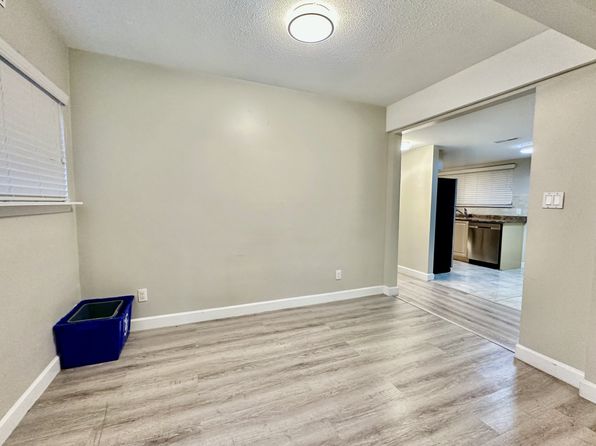 3 bedroom rental in Burnaby — photo 8