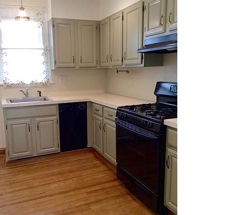5th image of 35 S Dearman St