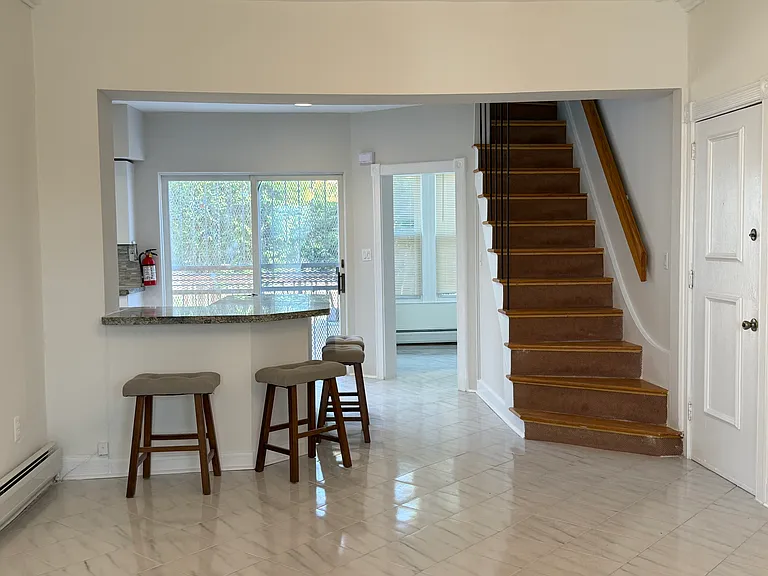 232-238 Claremont Ave #1 — Photo 9