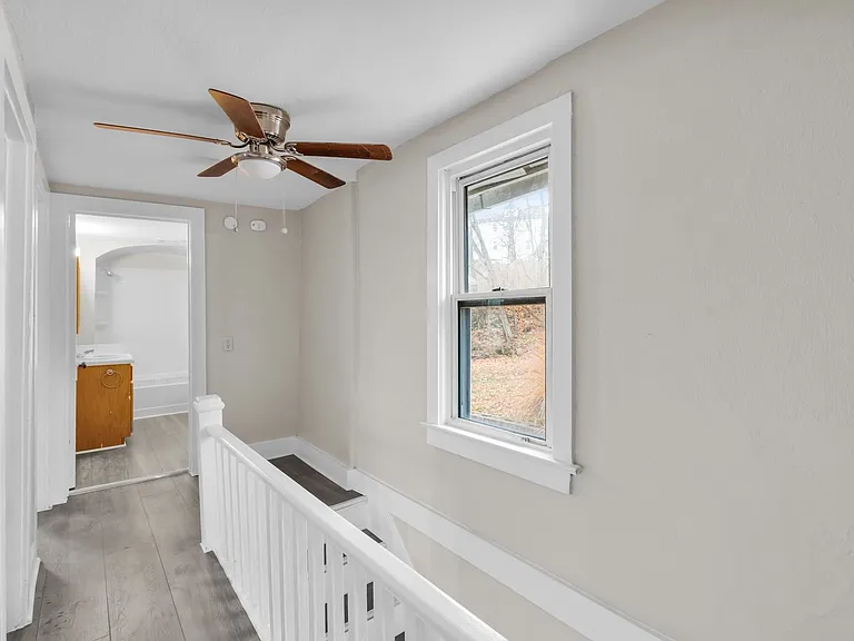 210 Roseto Ave — Photo 13