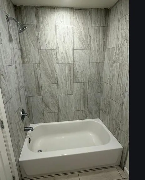 219 Candelaria Rd NW — Photo 5