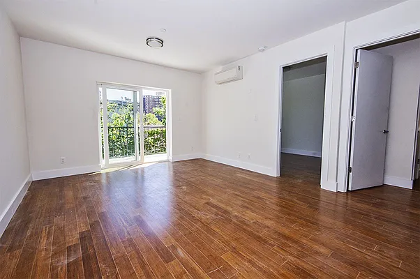 Rented by Level Group | media 8