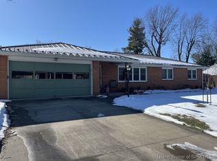 237 Bellaire Dr, Madison, IN