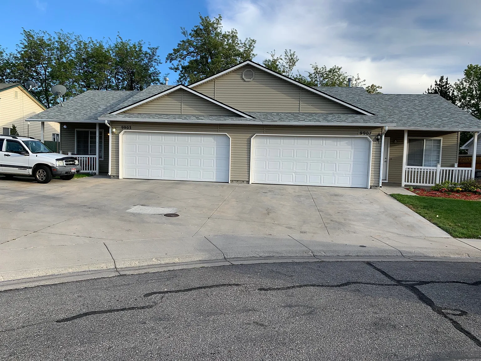 2 bed, 1100 sqft, $1,800 — Photo 1