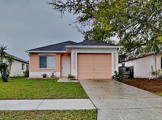 530 Scarlet Maple Ct, Plant City, FL 33563