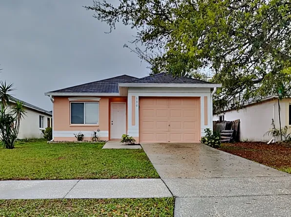 530 Scarlet Maple Ct, Plant City, FL 33563