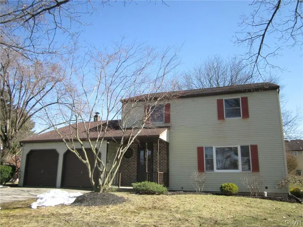 919 Chris Ln, Allentown, PA 18103