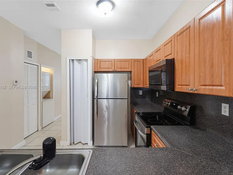 2524 SE 16th Rd #100 — Photo 12