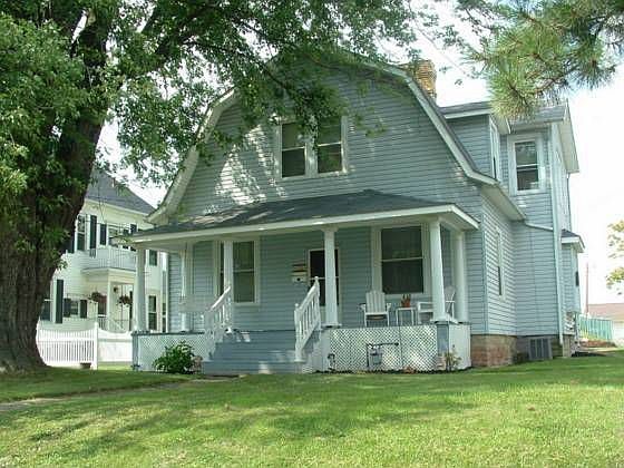 1st image of 318 Eastern Ave