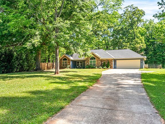 2nd image of 1284 Lee Road 281