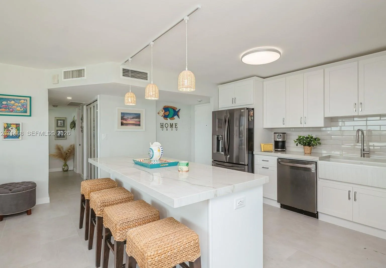 Burleigh House Condo — Photo 4