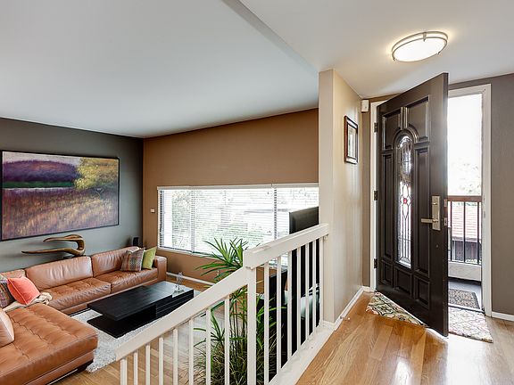 4th image of 1610 Poppy Peak Dr