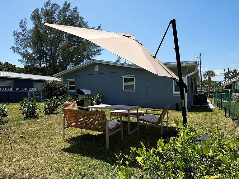 742 Granada St #A — Photo 7