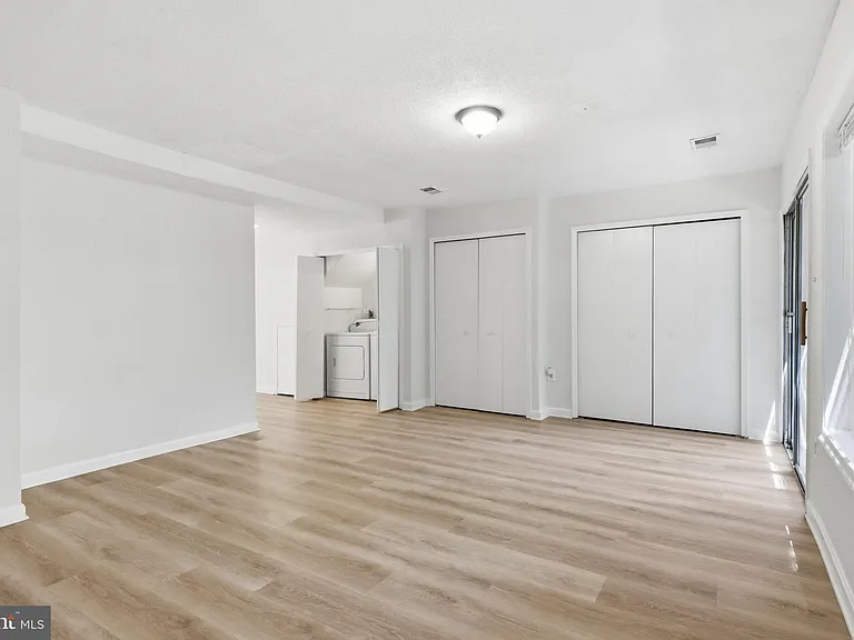 12214 Grassy Hill Ct — Photo 20