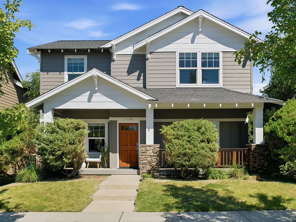 1st image of 21286 NE Beall Dr
