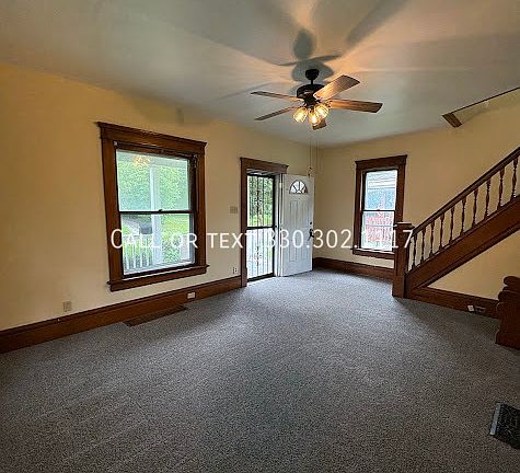 5th image of 1298 Marcy St
