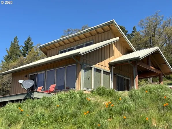 (undisclosed Address), Tiller, OR 97484