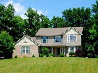 4365 Ridge Dr, Pinckney, MI 48169