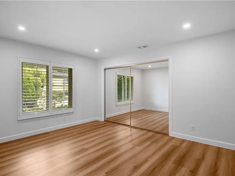 7183 Avenida Altisima — Photo 22