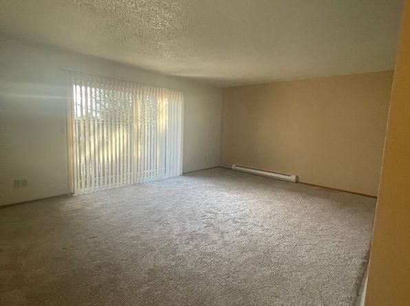 1701 E Reserve St #2