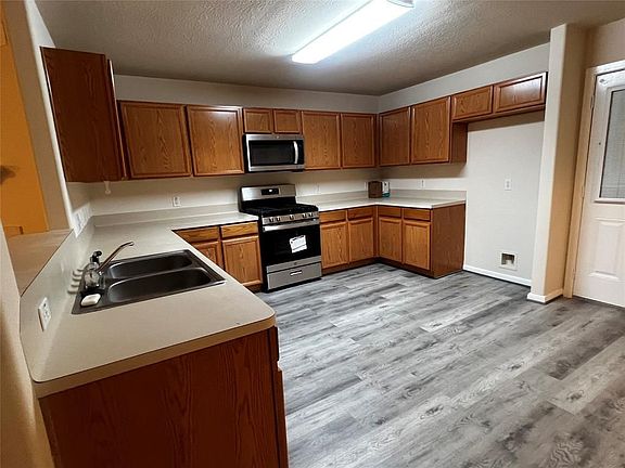 4th image of 6638 Carly Park Way