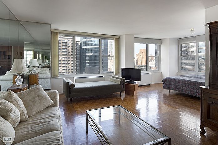 1st image of 117 E 57th St APT 26H
