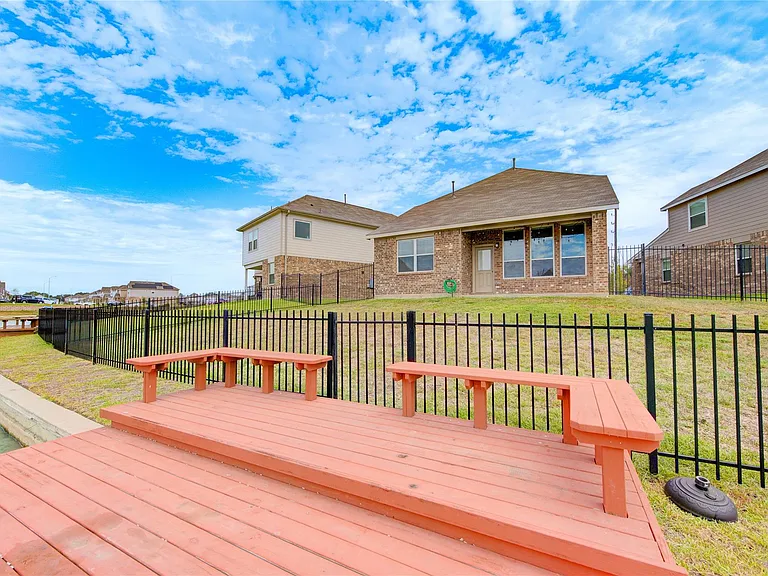 3707 W Alessano Ln — Photo 48