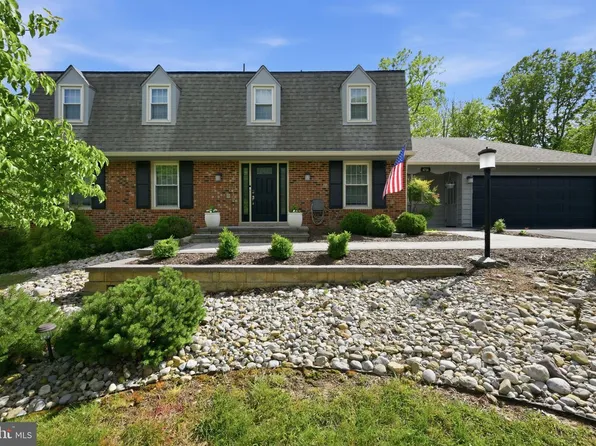 4716 Hornbeam Dr, Rockville, MD 20853