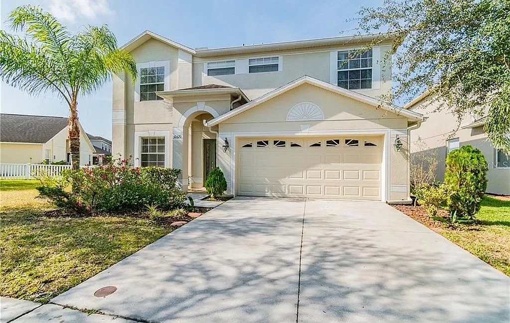 Property main image