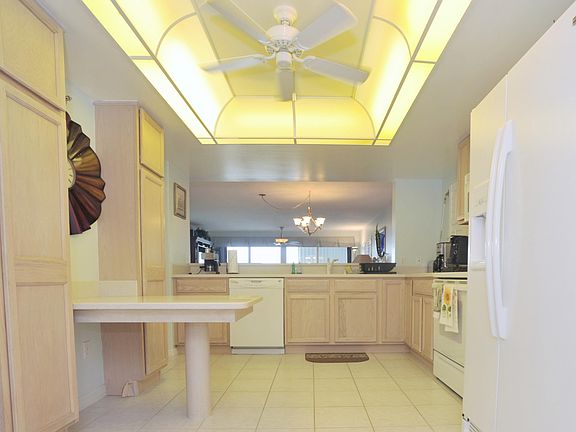 4th image of 579 Highway A1a APT 202