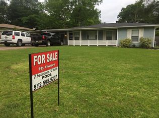 115 Commander Dr, Longview, TX 75605