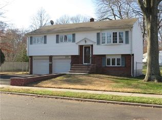 270 Maple Ave, Somerset, NJ 08873