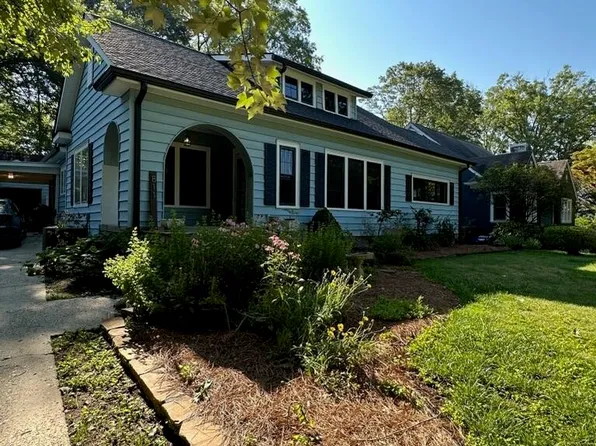 811 E Willow Park Dr, Dalton, GA 30720