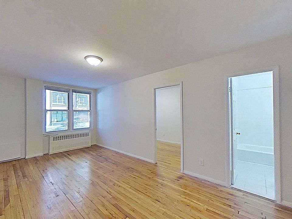 1st image of 270 W 25th St APT 1A