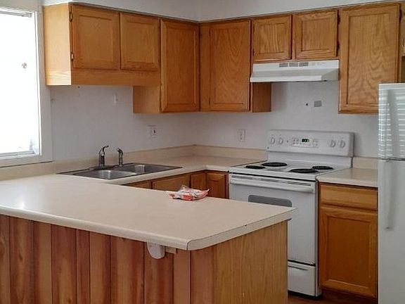 3rd image of 3312 S Grand Ave #3320