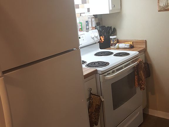 5th image of 316 Manuel Dr #A-d