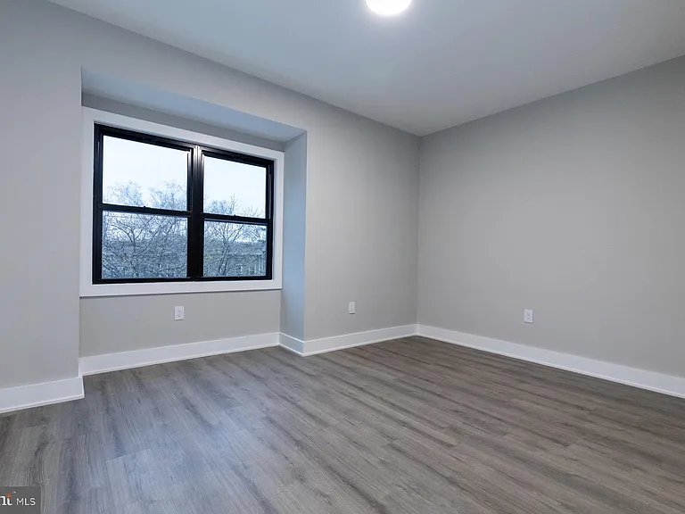 1321 Shepherd St NW — Photo 17