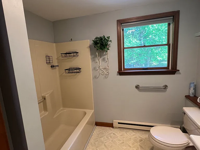 full bathroom