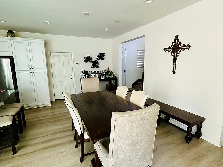 1054 Sea Glass Way — Photo 2
