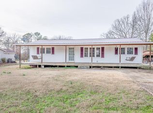 48 Wofford St, Rossville, GA 30741