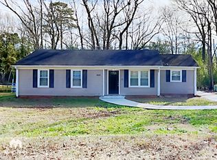 6614 Water Mill Ct, Charlotte, NC 28215