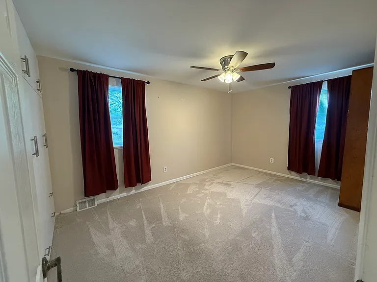 10860 Parlin Ter #1 — Photo 12