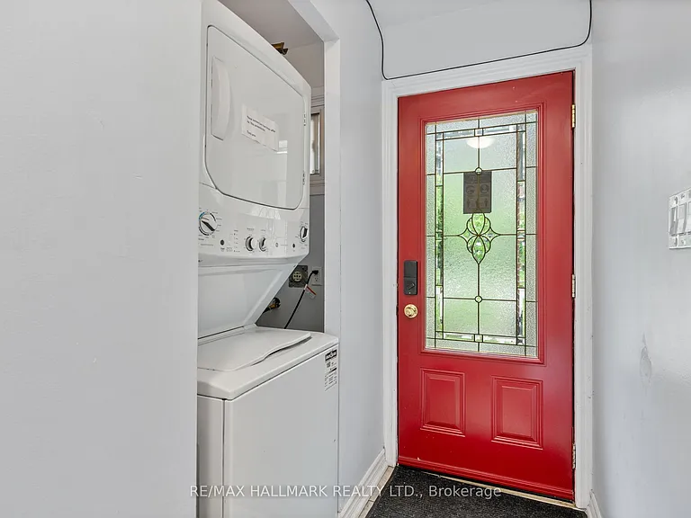 82 Halsey Ave #3 — Photo 16