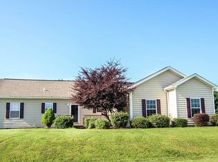 29 Common Ground Dr, Flat Rock, NC 28731